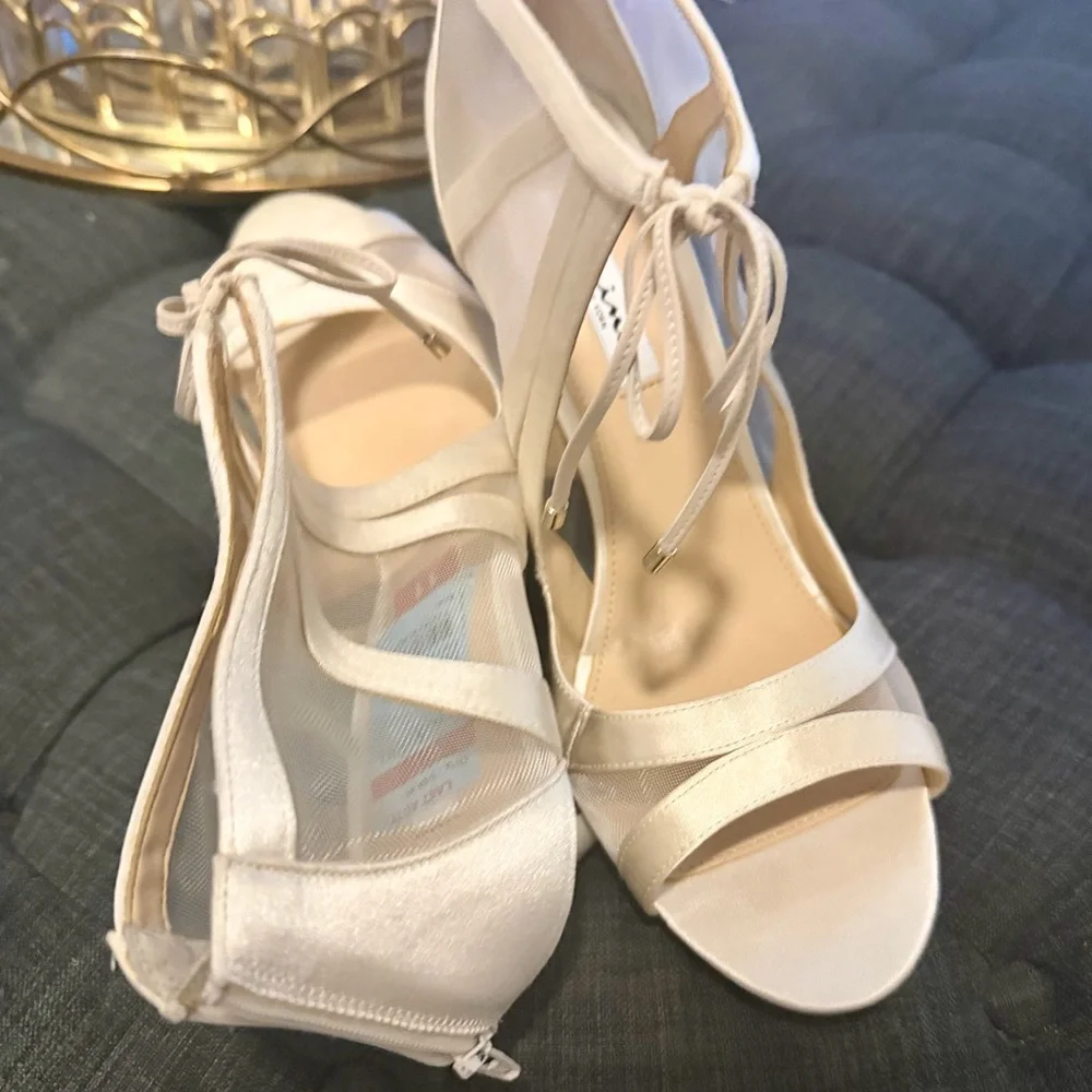 Elegant White Strappy Heels Nina Darissa size 11 - Picture 7 of 10